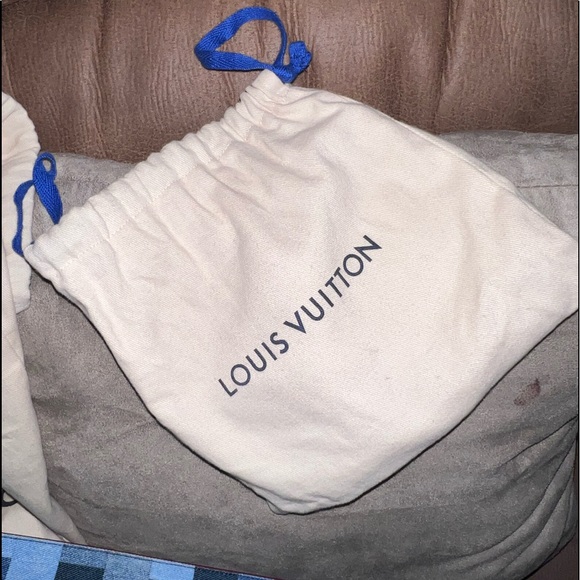 Louis Vuitton Belt - Picture 2 of 7